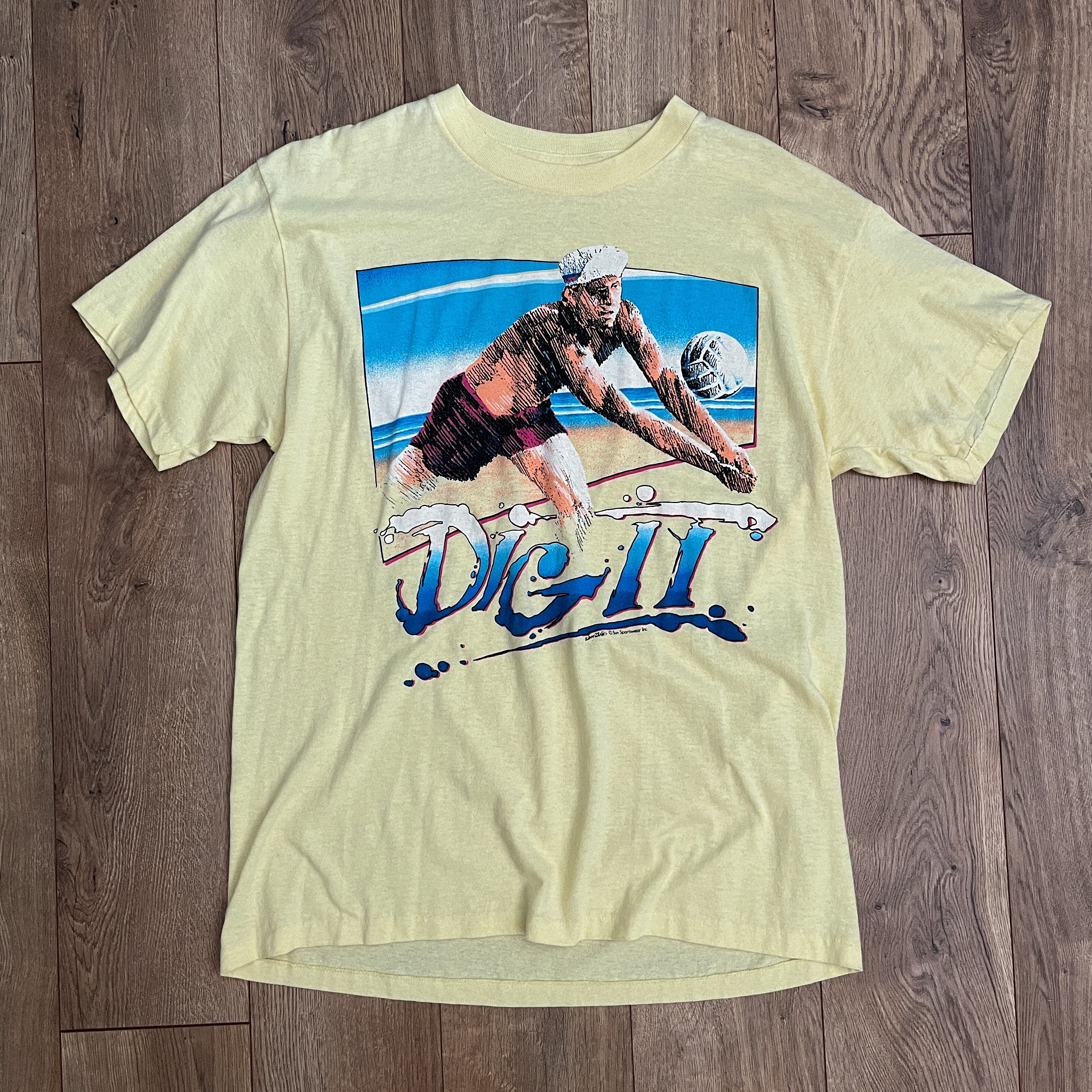Vintage Beach Volleyball Tee – Gladhat
